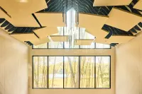 vs-live-room-ceiling.webp